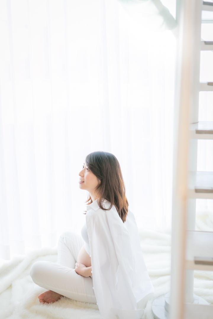 優しい光でゆったりと
女性スタッフのみのプライベート空間のスタジオで
安心してご撮影いただけます
ママスタッフも多数在籍