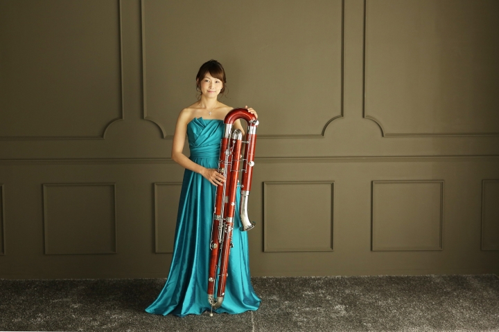 楽器も映えるシックな背景