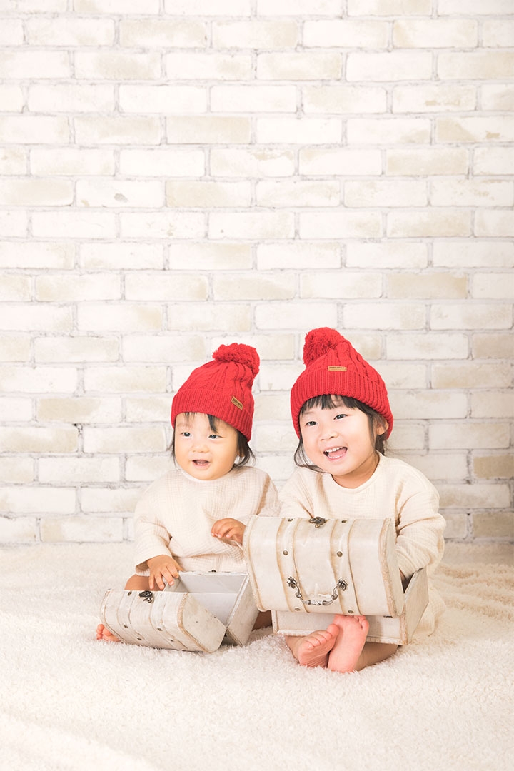 おそろい赤いお帽子がかわいい！
ごきょうだい撮影も追加なしです