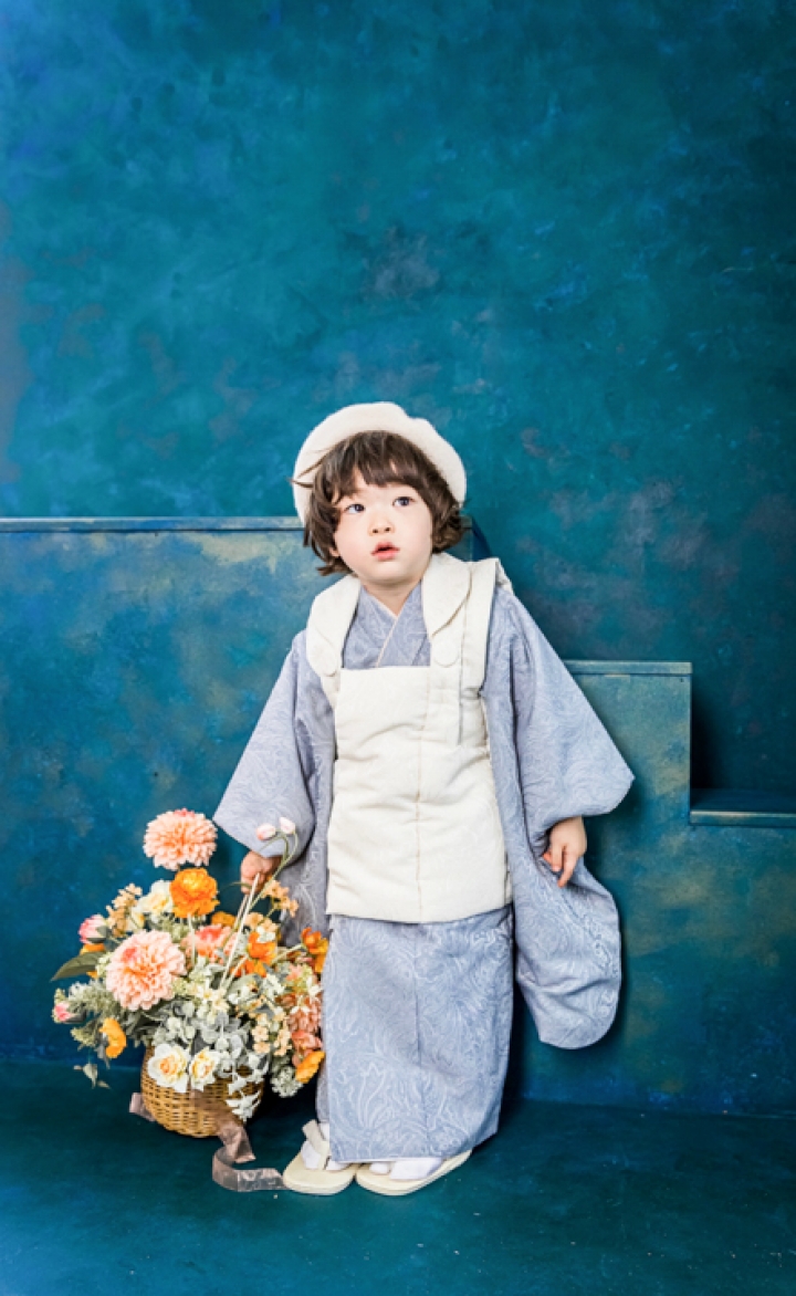 メルヘンな世界観
※こちらのお衣装一式レンタル可能です

七五三レンタル受注会開催！ご予約はこちらから 
2025.8/26-31

受注会にてレンタル早撮り割引
10/31までのご撮影で衣裳40%OFF